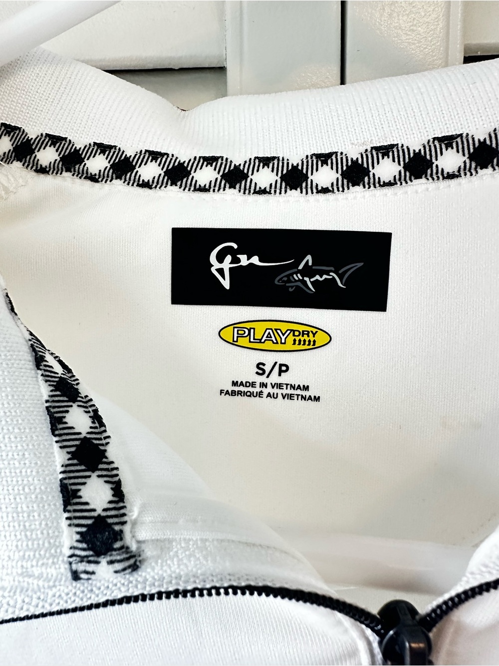 Greg Norman Golf White PlayDry Zip-Front Top with Black Trim‎ - Picture 2 of 4